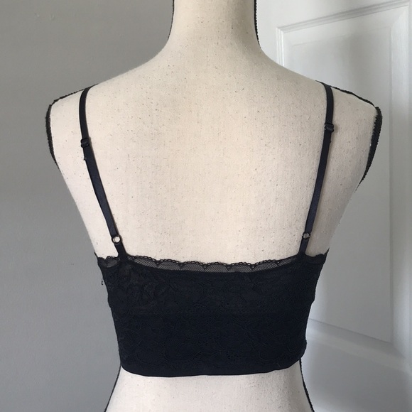 Women- V Neck Elegant Black Lace Crop Bralette | XS - Picture 8 of 13